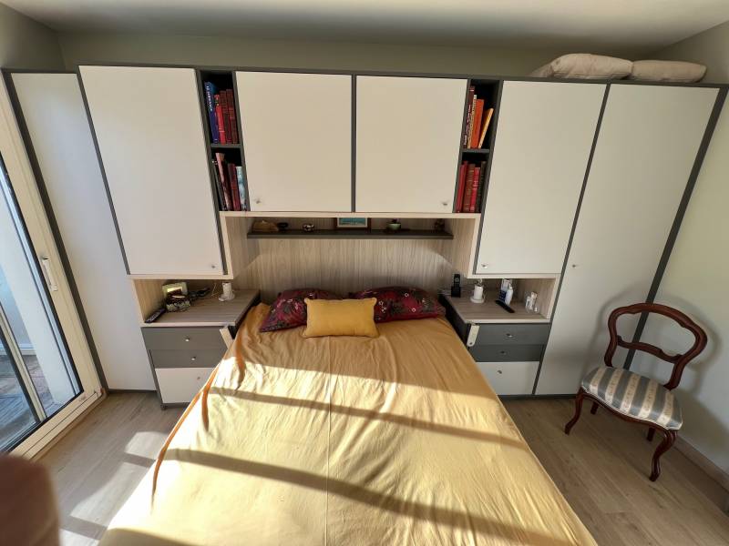 Réalisation d'un aménagement sur-mesure avec lit