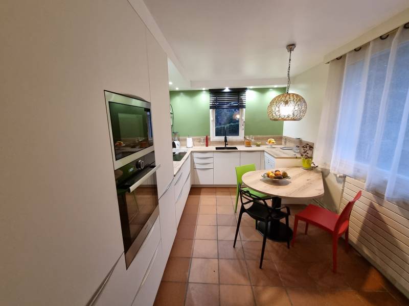 Installation cuisine blanche et bois sur yvetot