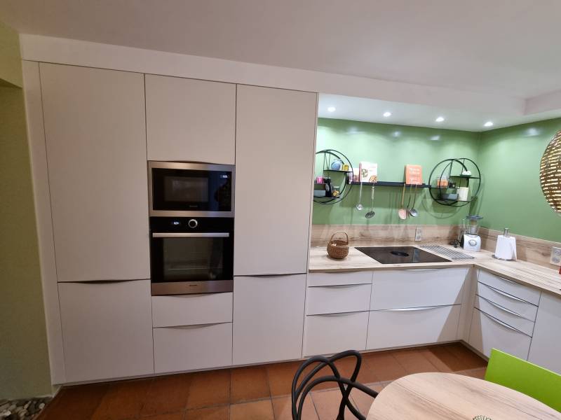 Installation cuisine blanche et bois sur le havre 