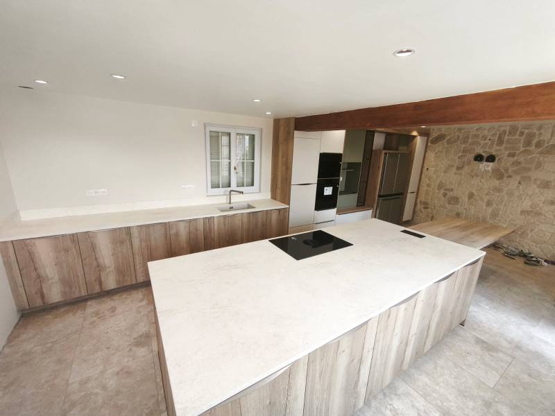 Cuisine Chaleureuse et moderne a Yvetot