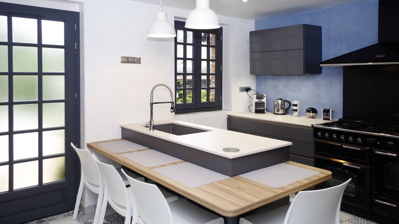 Cuisine sans poignée à Fecamp