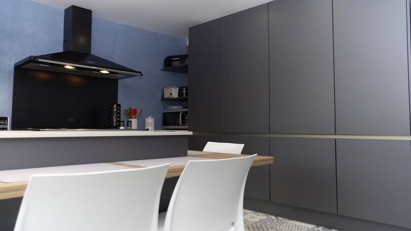 Cuisine sans poignée à Le Havre