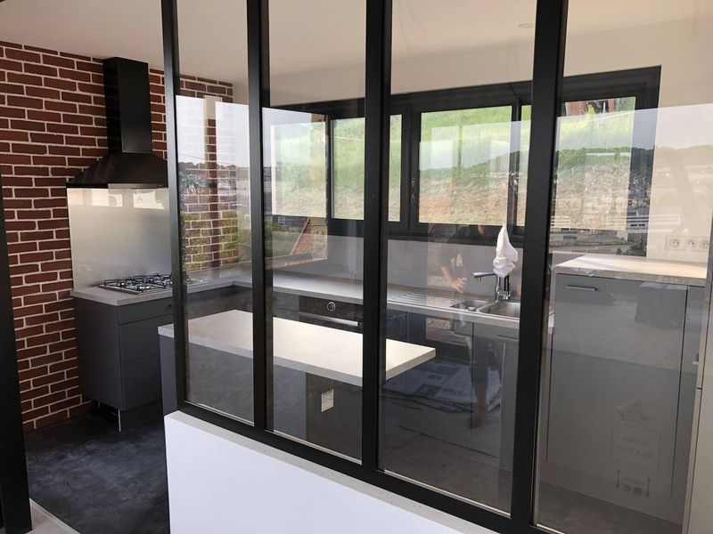 Cuisine style industrielle à Bolbec