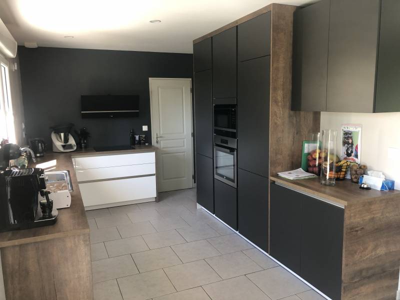 Réalisation d'une cuisine d'angle à Fécamp