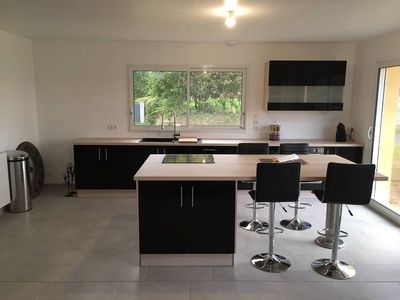 Notre zone d'activité pour ce service Commander sa cuisine américaine sur mesure avec îlot central et électroménager encastrable