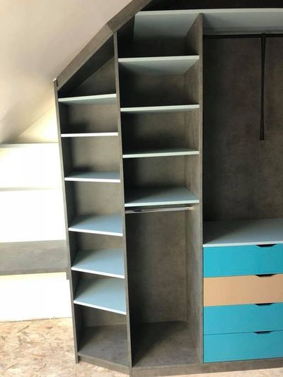 Notre zone d'activité pour ce service Aménager un dressing sur mesure avec portes coulissantes et éclairage intégré